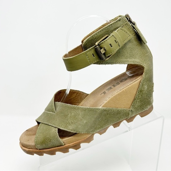 Sorel Joanie II Olive Green Leather Chunky Wedge Sandals Buckle Strap Size 10 - Picture 1 of 13